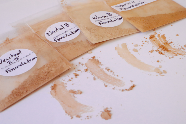 sample packets of foundation and swatches
