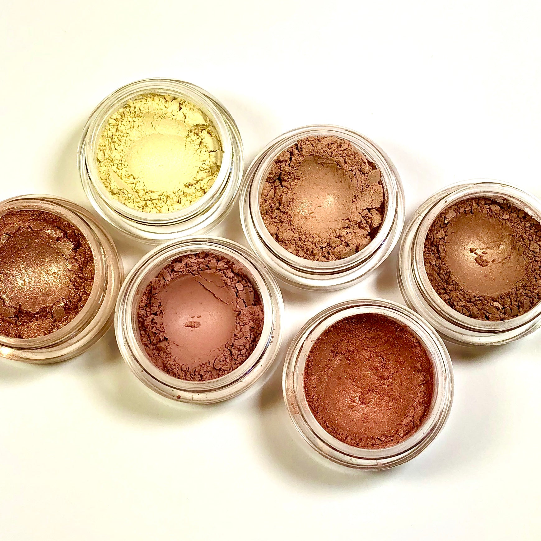 pots of neutral shimmer pigments