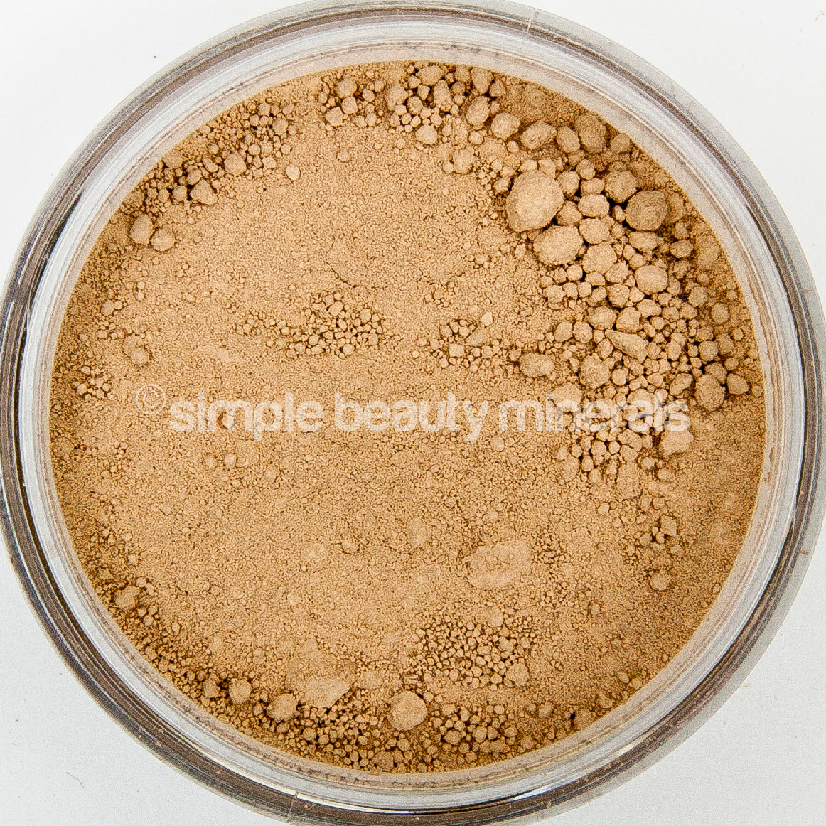 simple beauty minerals - Sensy Rich Mineral Foundation - Celina Nadine