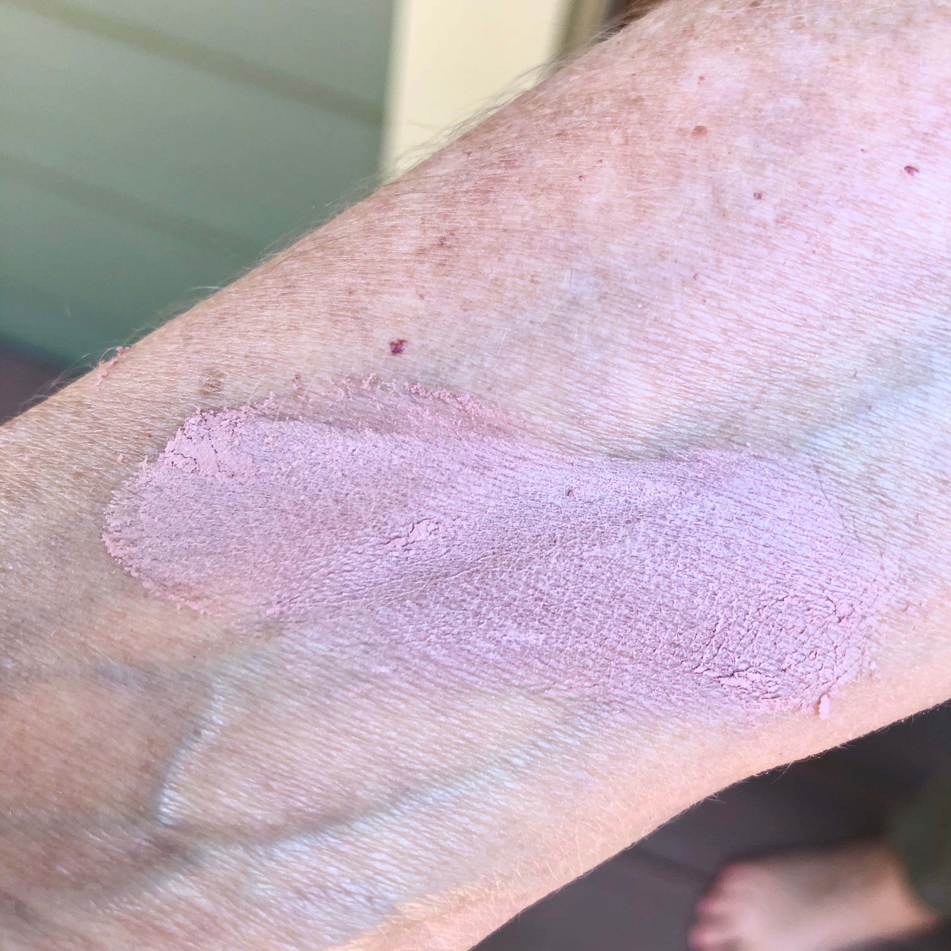 Cobblestone Mineral Eyeshadow
