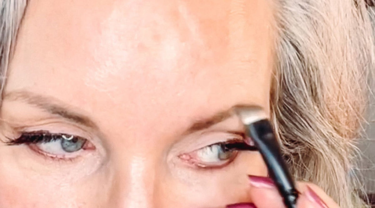 brow tutorial basics - simple beauty minerals