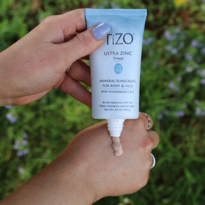 tizo mineral zinc sunscreen tinted on hand